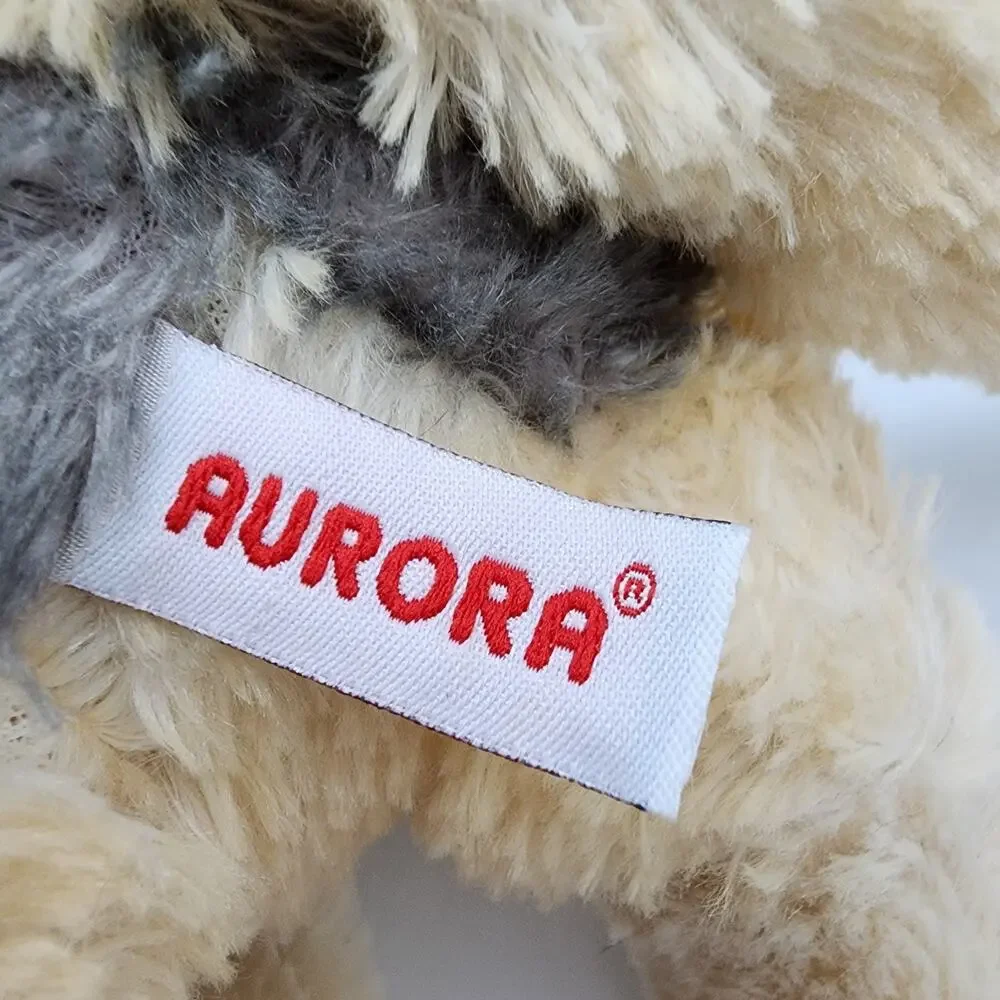 Aurora vintage wolf